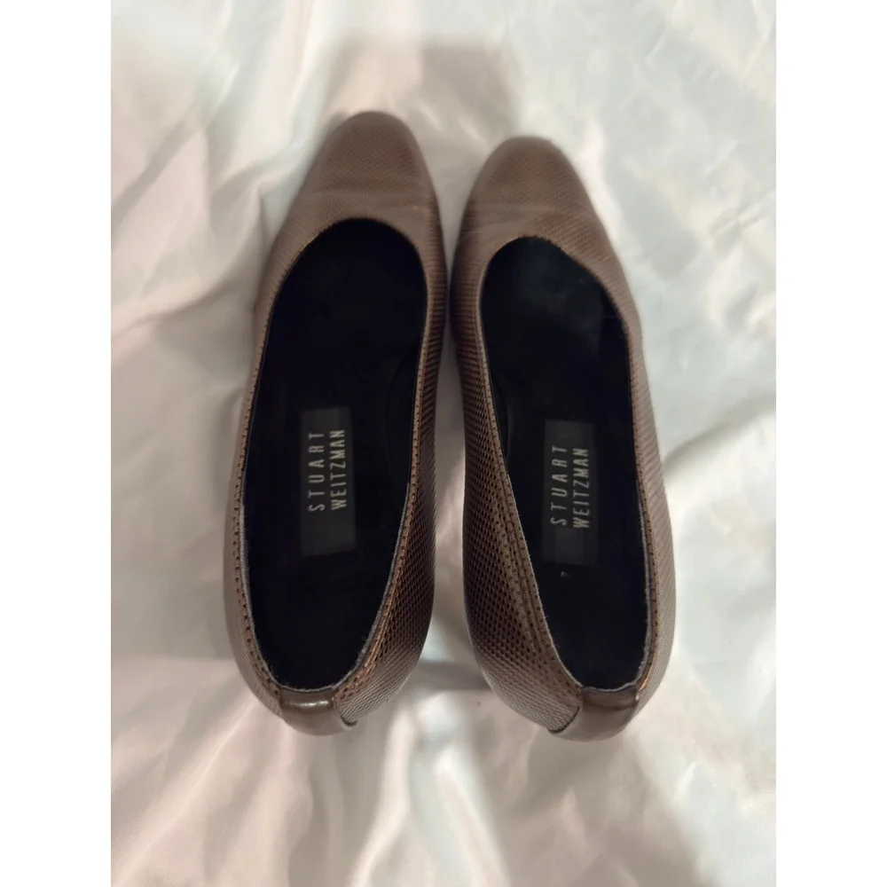 VTG Stuart Weitzman Bronze Metallic Eel Skin Block Heel Pumps Size 8 B‎ Spain
